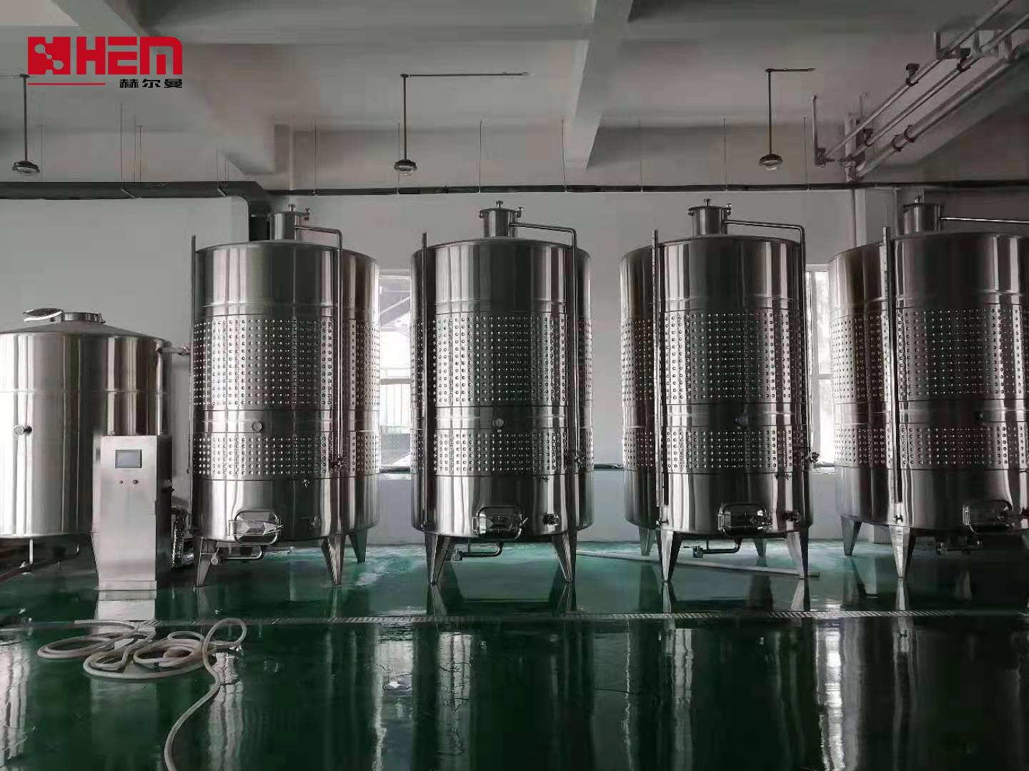 葡萄酒设备